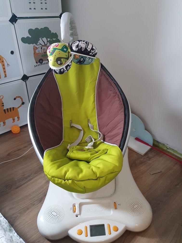 Leżaczek, bujaczek 4Moms Mamaroo