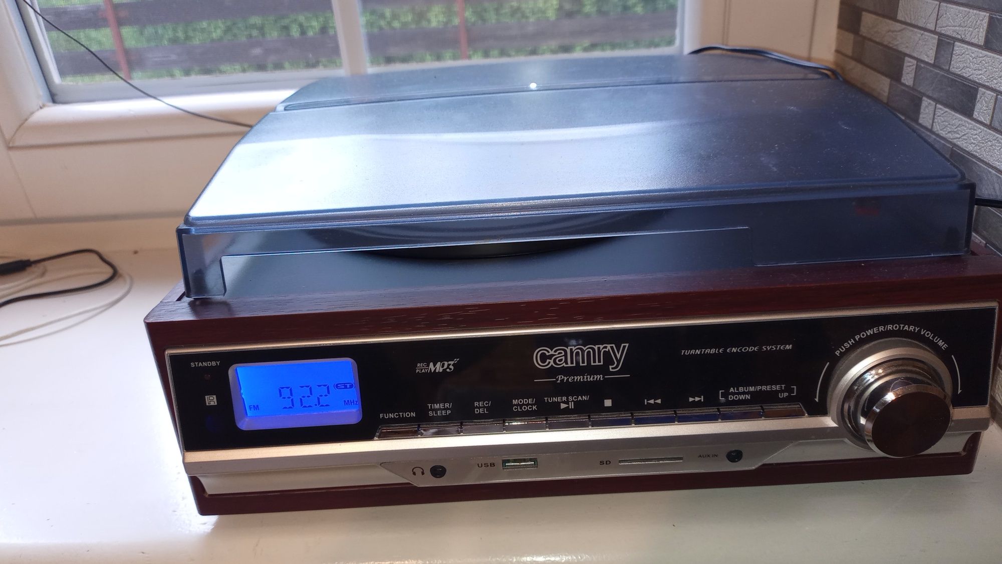 Sprzedam Gramofon Camry Cr 1168