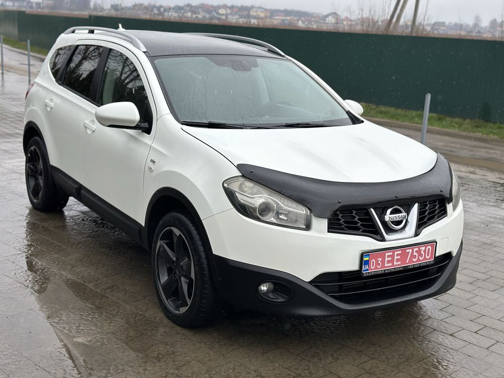 Nissan Qashqai+2