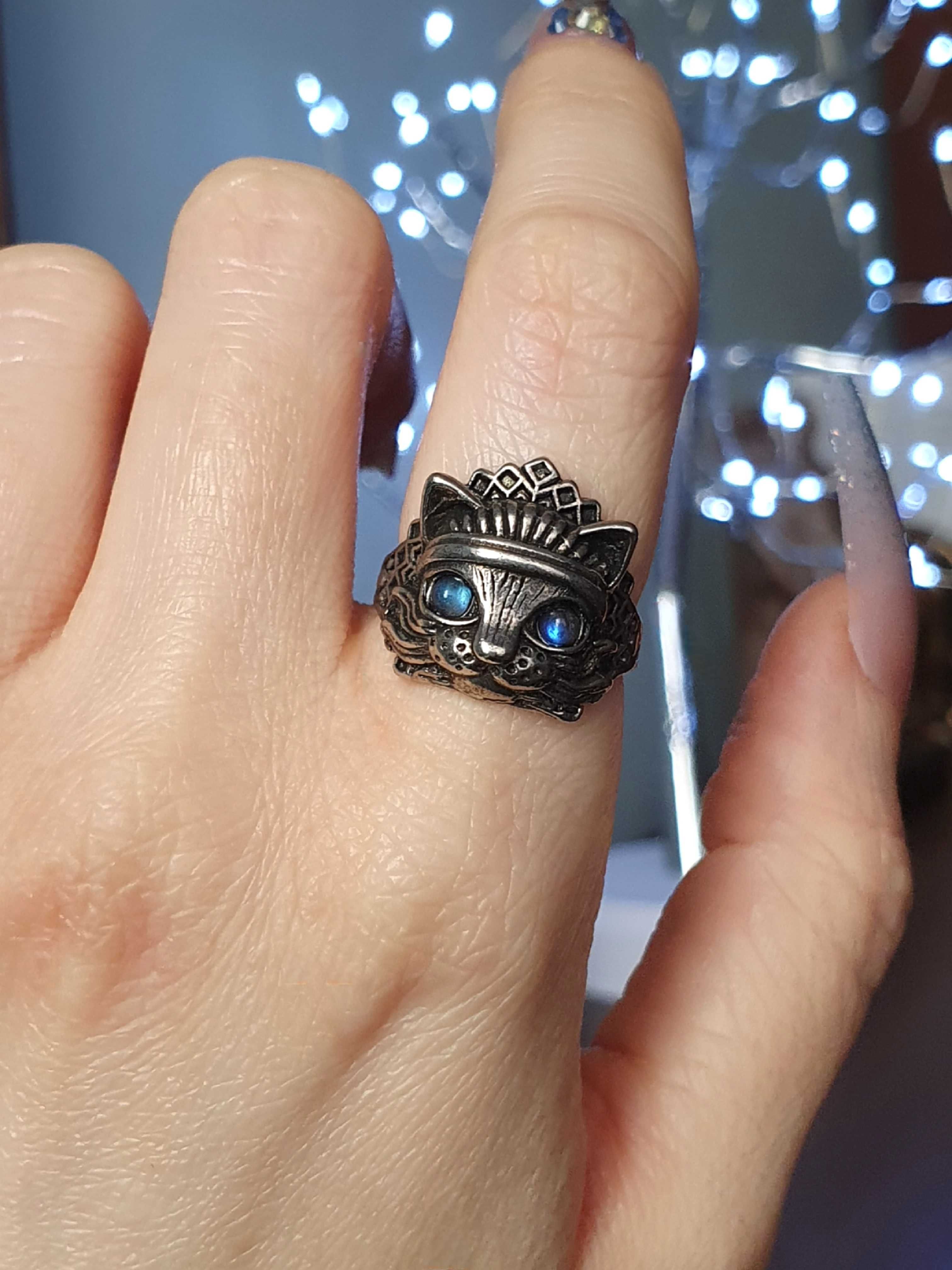 Anel gato com labradorita / labradorite azul (ajustável)