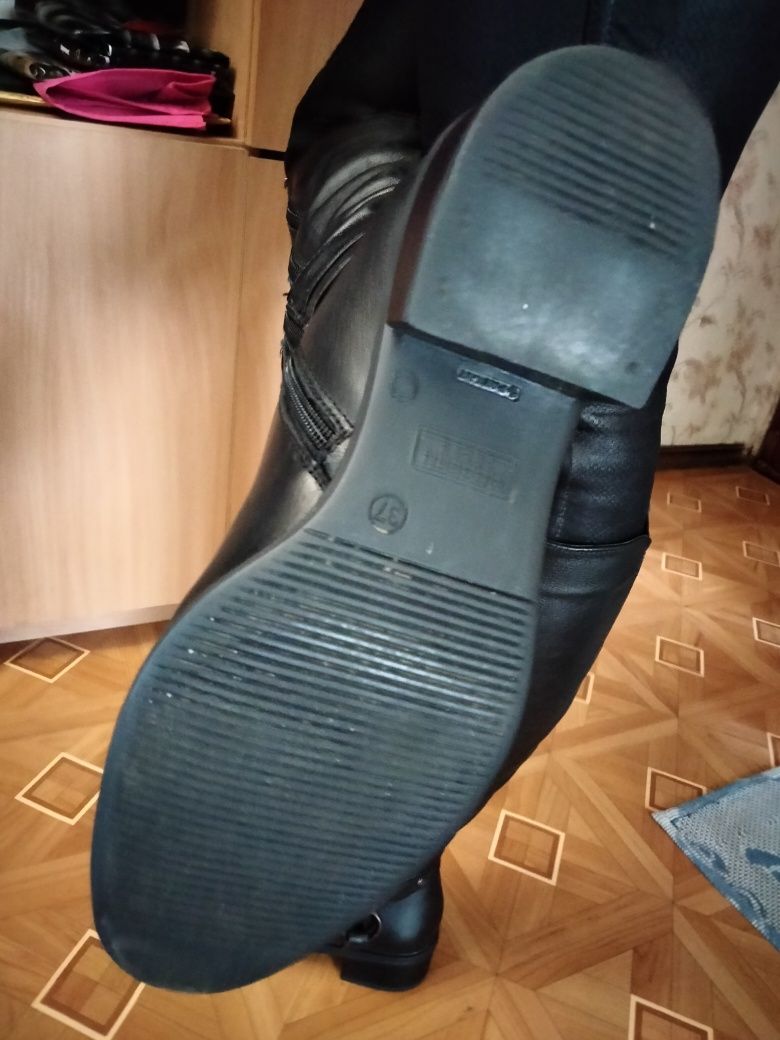 Новые кожаные сапоги евро зима