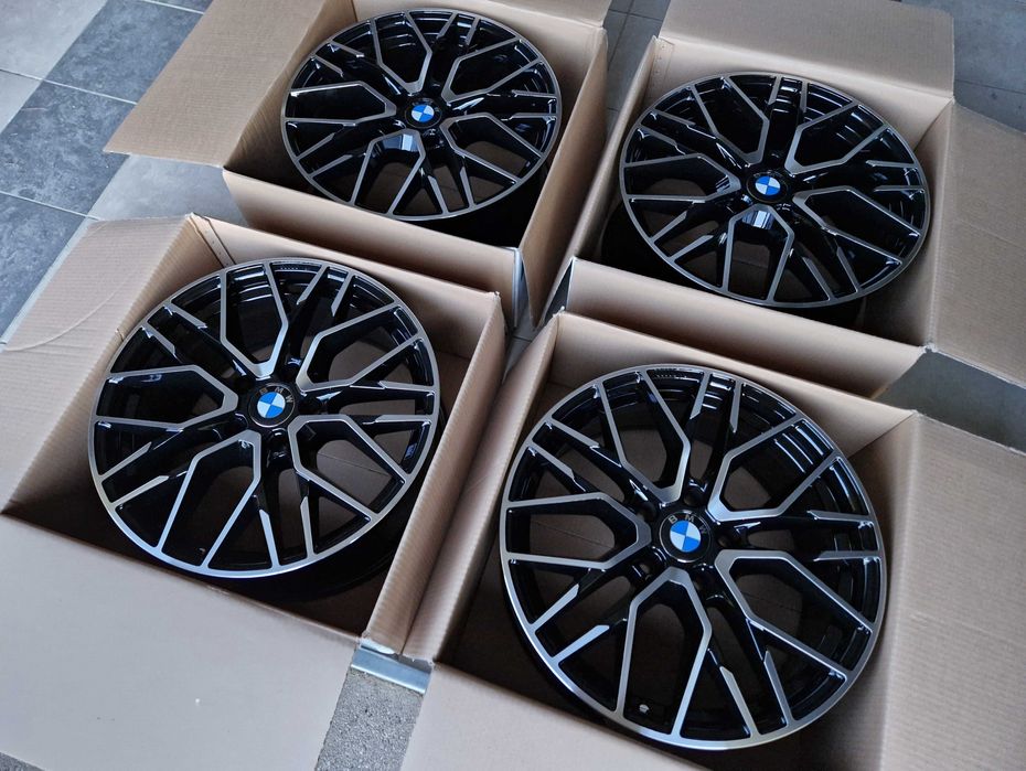 Alufelgi 17 BMW 5x120 1 3 X1 X3 F30 E90 E46 F20 E87 83 F25 Czarne 414#