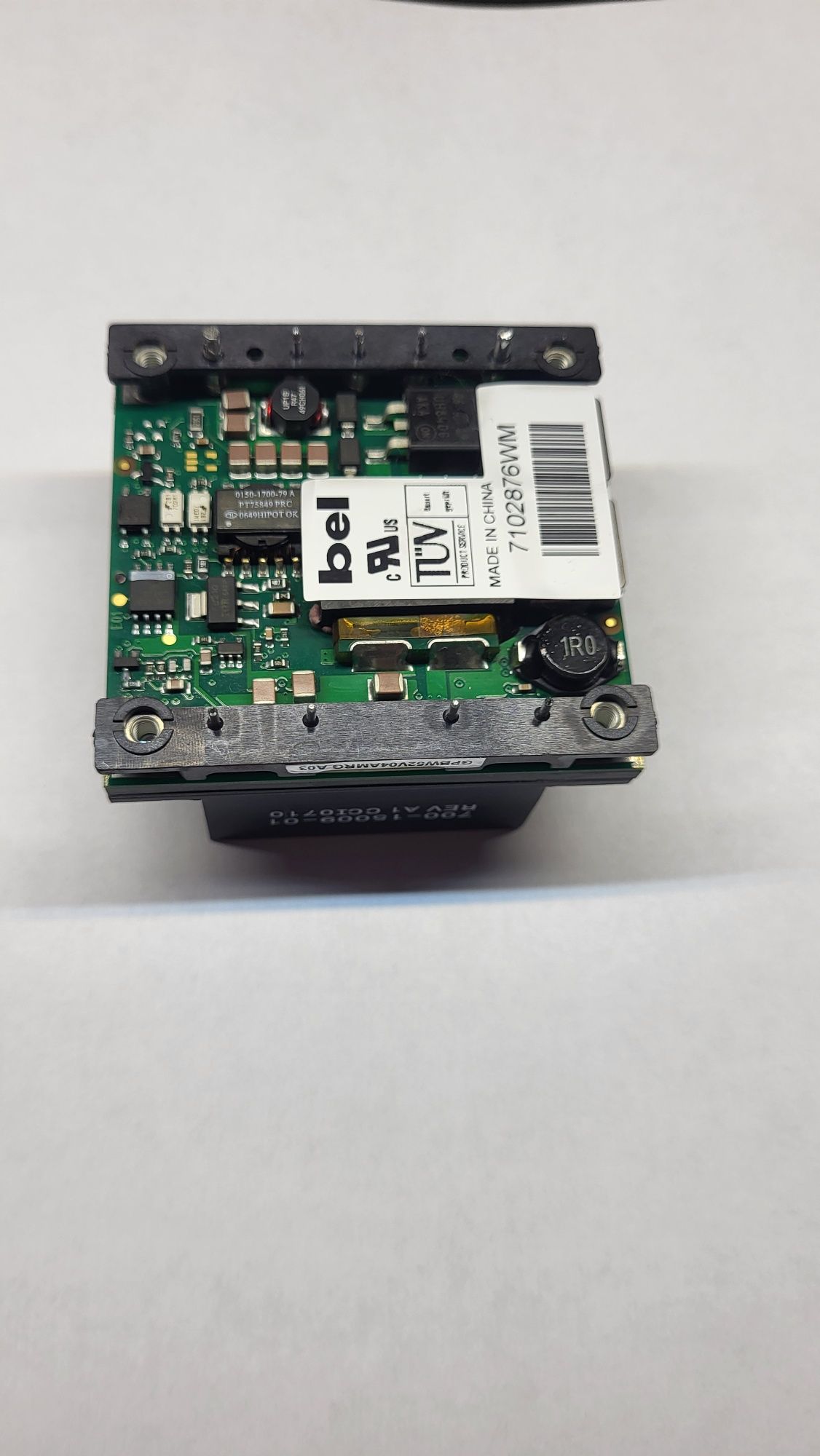 Dc-dc 36-75v to 52v GPBW52V04