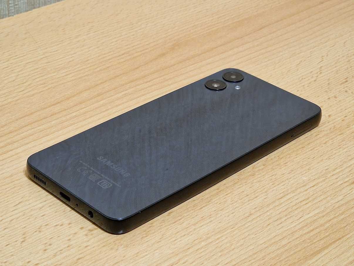 Смартфон Samsung Galaxy A05 4/128 Duos В ідеальному стані Оригінальний