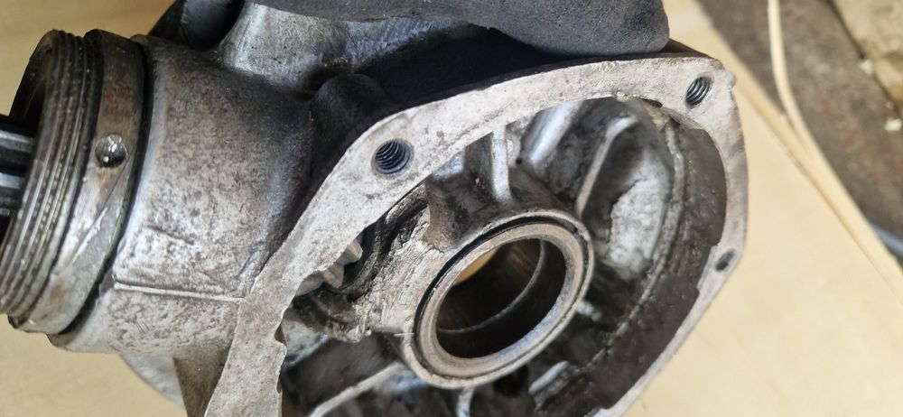 Задній міст мт днепр