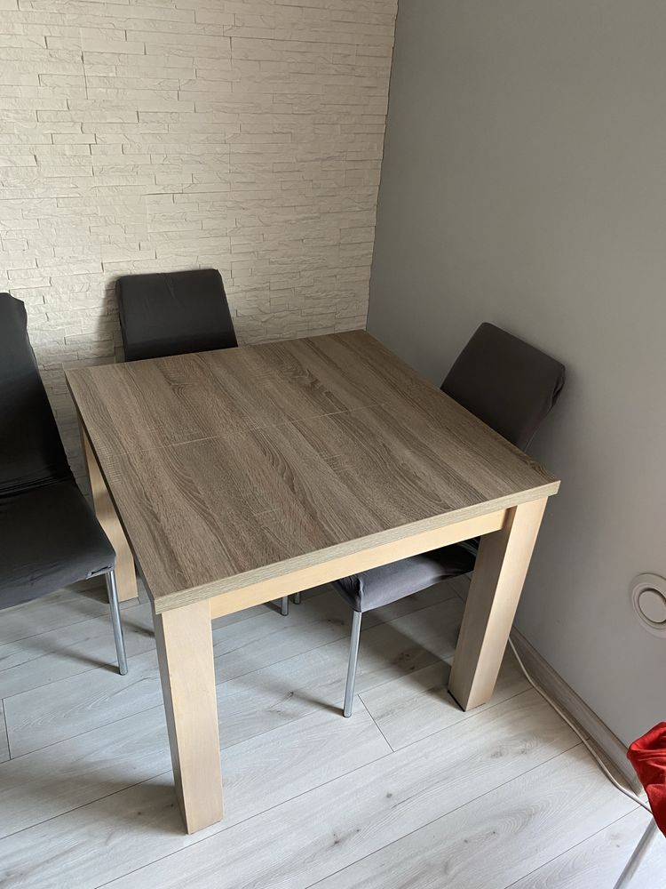 Stół rozkładany 90x90