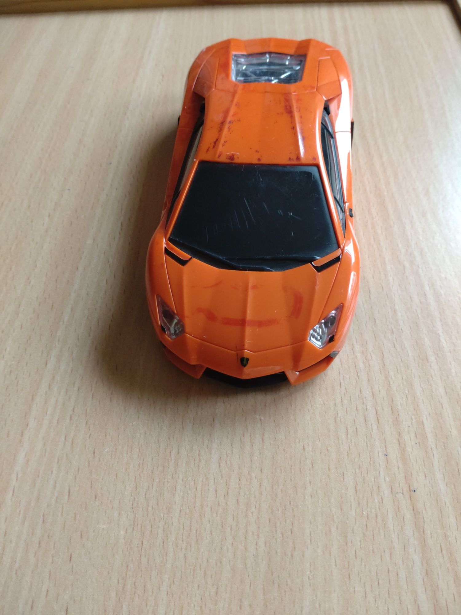 Model Lamborghini Aventador