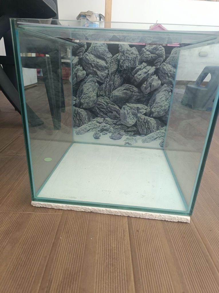 Aquário cubo 50x50x50