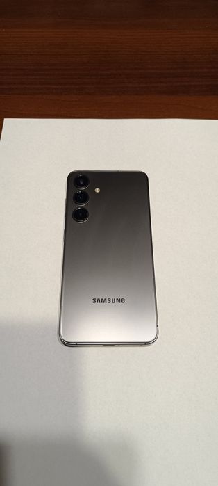 Samsung S24 BLACK