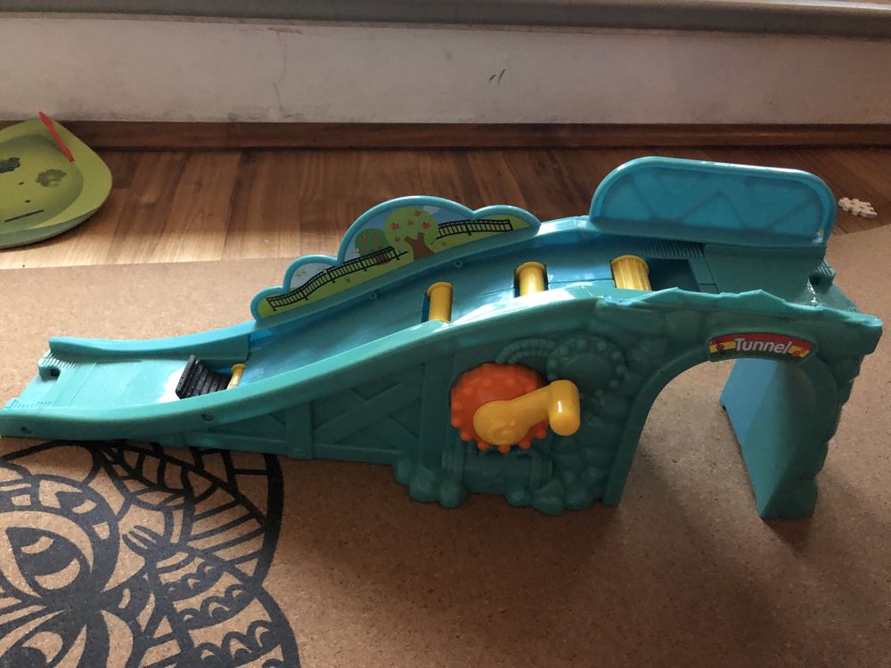 Unikat tor tunel Vtech uszkodzona taśma toot toot tut tut autka