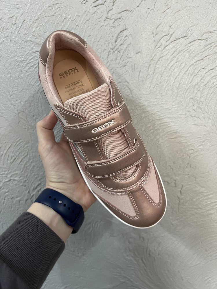 Оригінал! Дитячі/підліткові Кросівки Geox Djrock Trainer Rose (25.4)