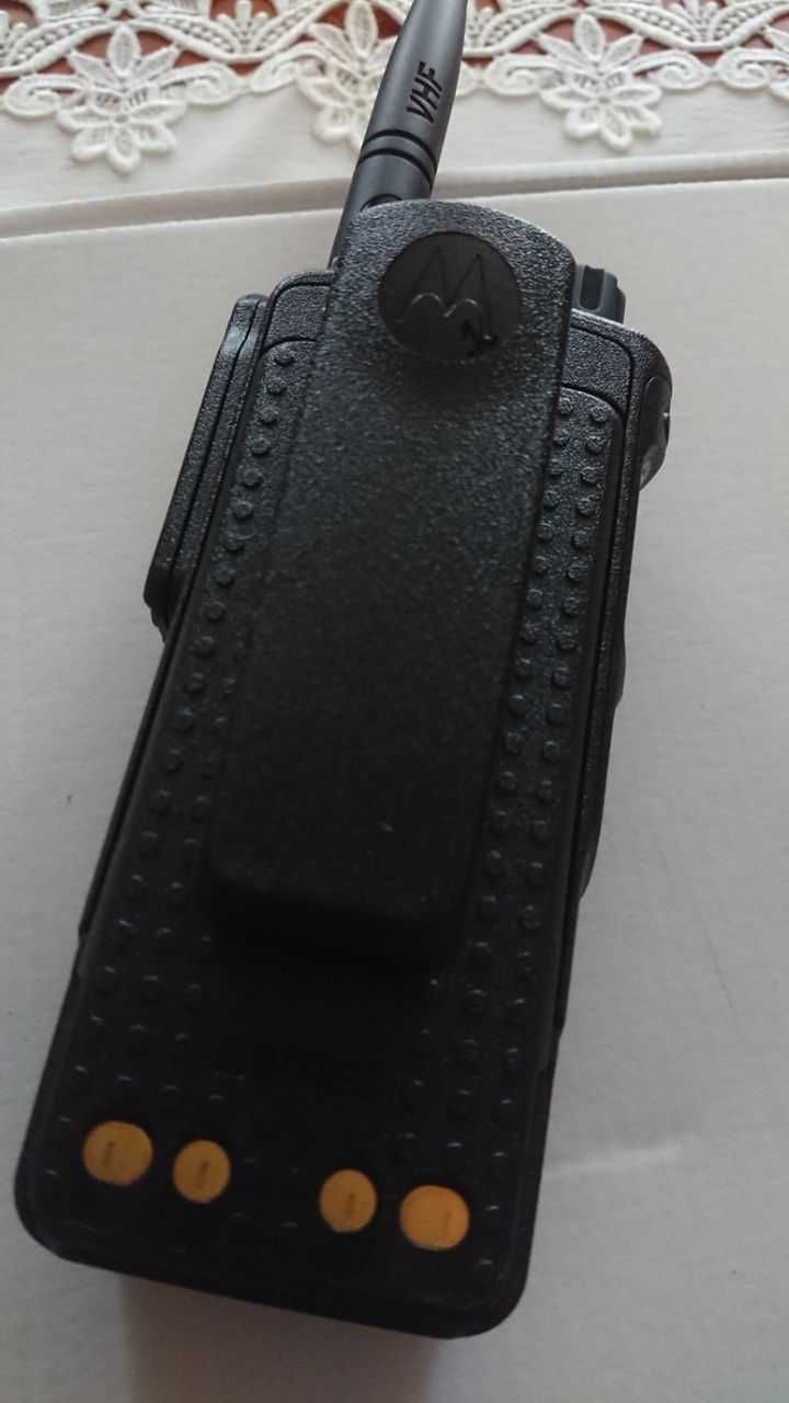 Motorola DP4600e VHF 136-174 MHz - jak nowa