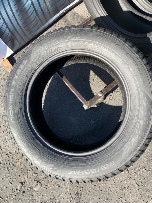 Шини нові 215/65 R17 пара Nokian зима, 2023року