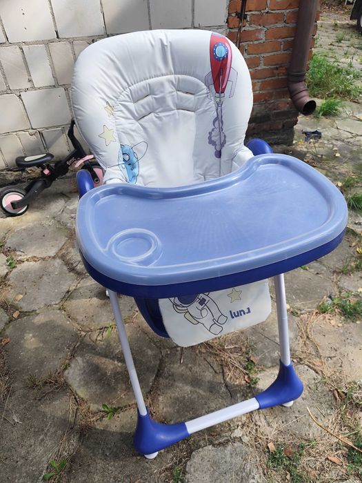 Caretero Luna - Krzesełko do karmienia