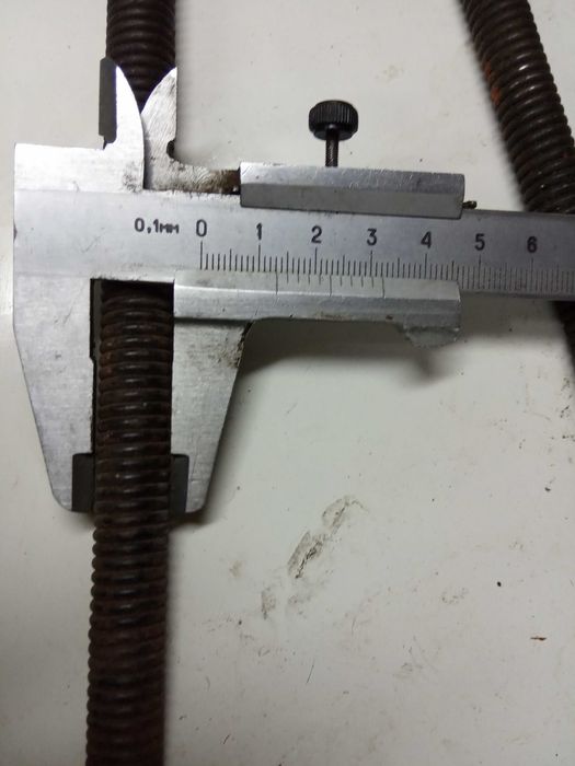 Стальная пружина для калитки-двери