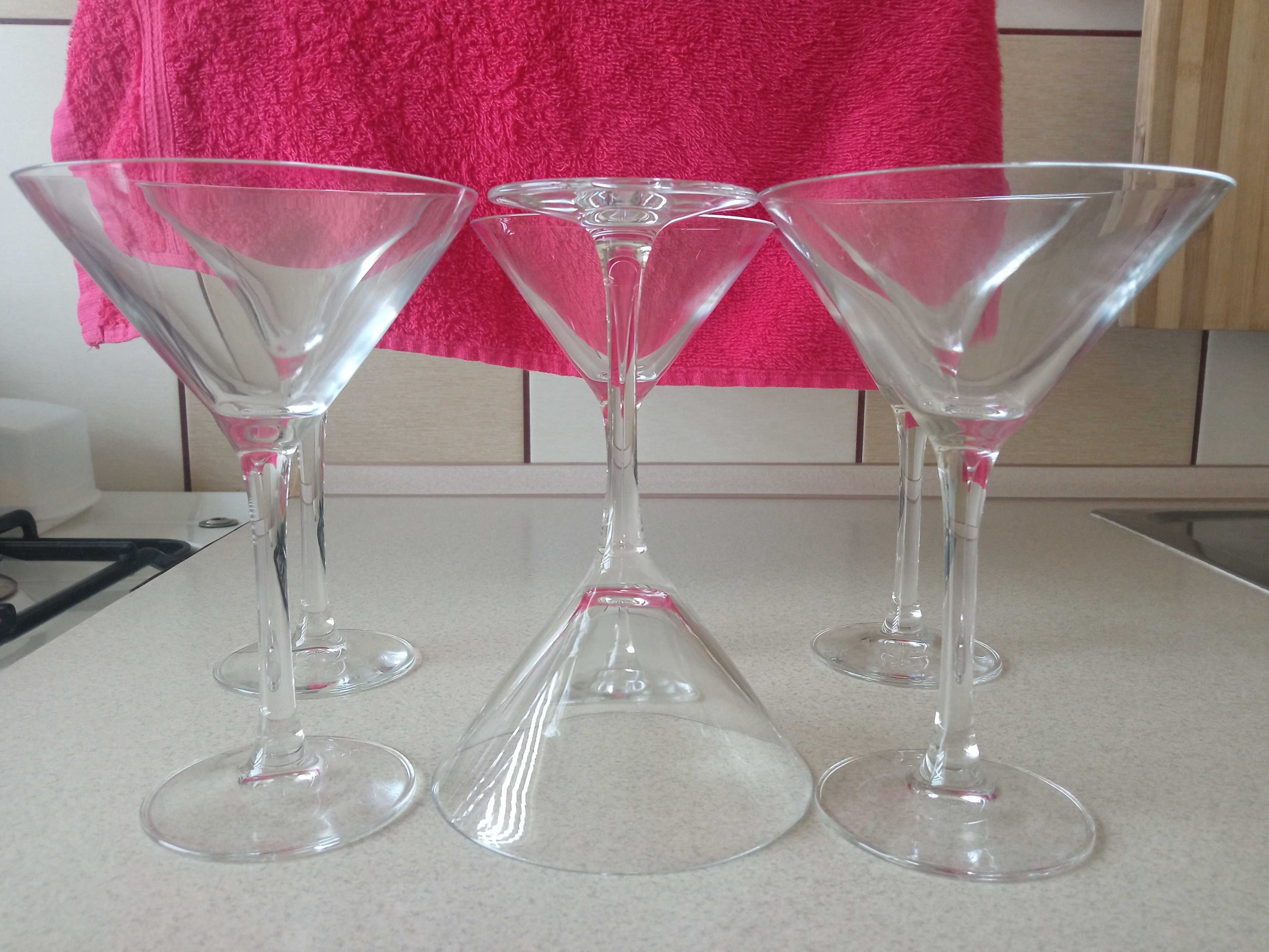 Kieliszki do Martini 6 sztuk Nowe
