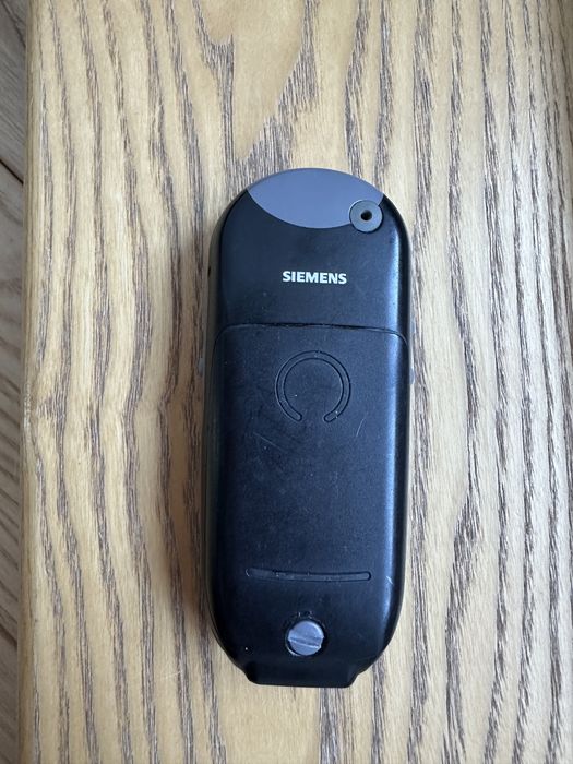 Телефон оригінал siemens me45 + зарядний пристрій