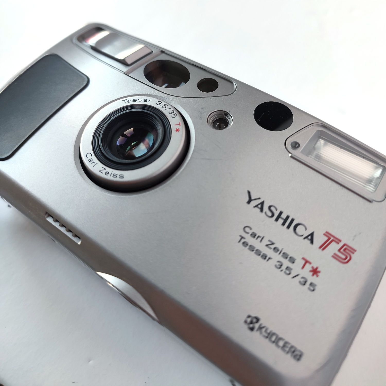 Yashica t5 Prateada - Point and Shoot