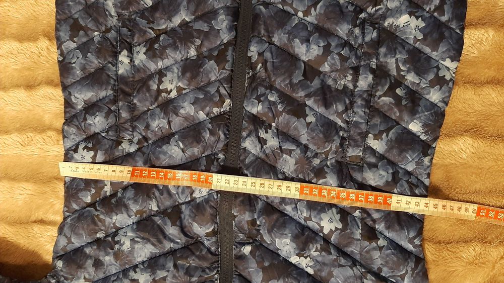 Курточка женская MOUNTAIN  WAREHOUSE