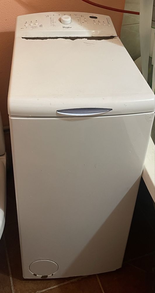 Пральна машинка Whirlpool AWE 66710