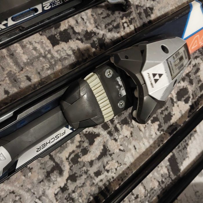 Narty Fischer CX 4.4 170 Carbonfiber