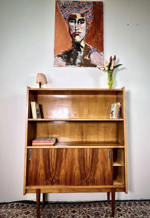 Biblioteczka PRL witryna Bytomska FM orzech mat vintage renowacja