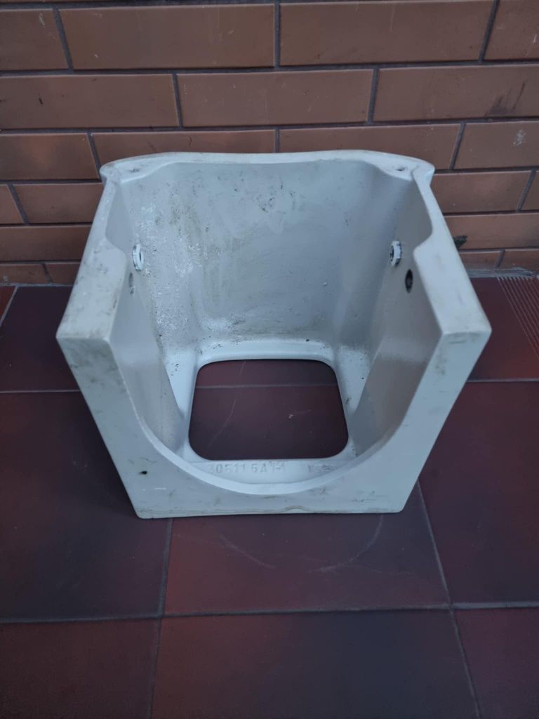 Osłona pod umywalka