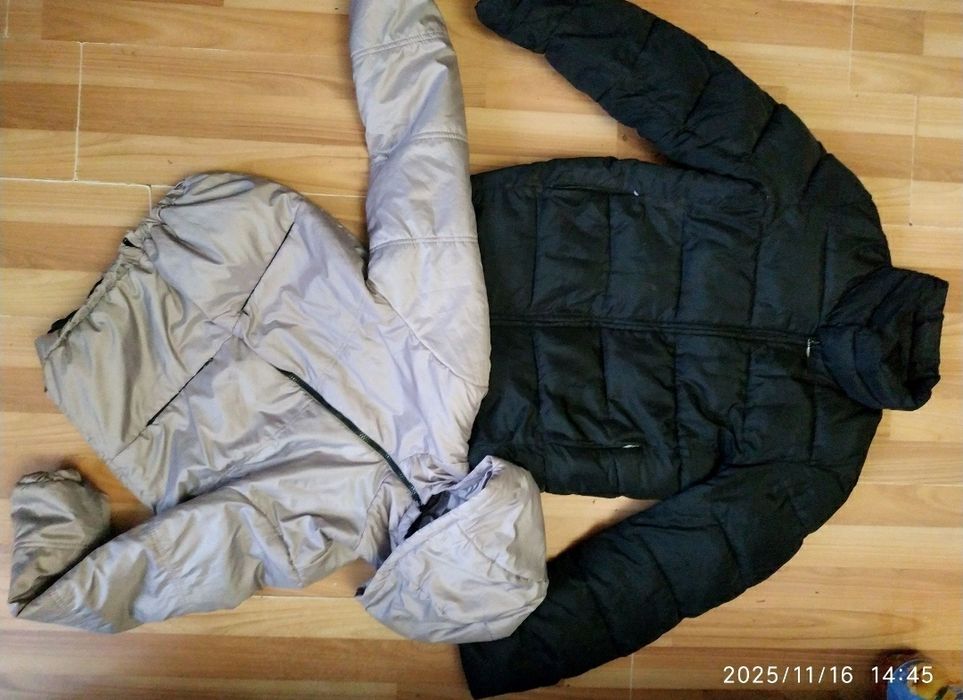 Теплі курточки 42-44-46 розмір фрукти