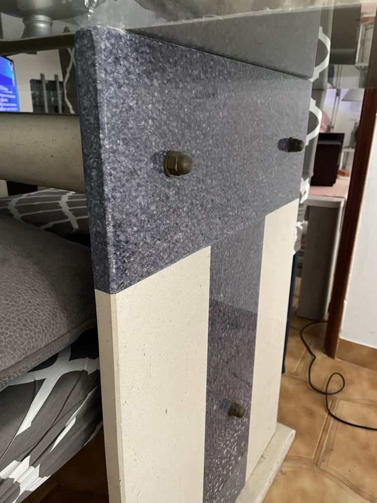 Mesa e Cadeiras