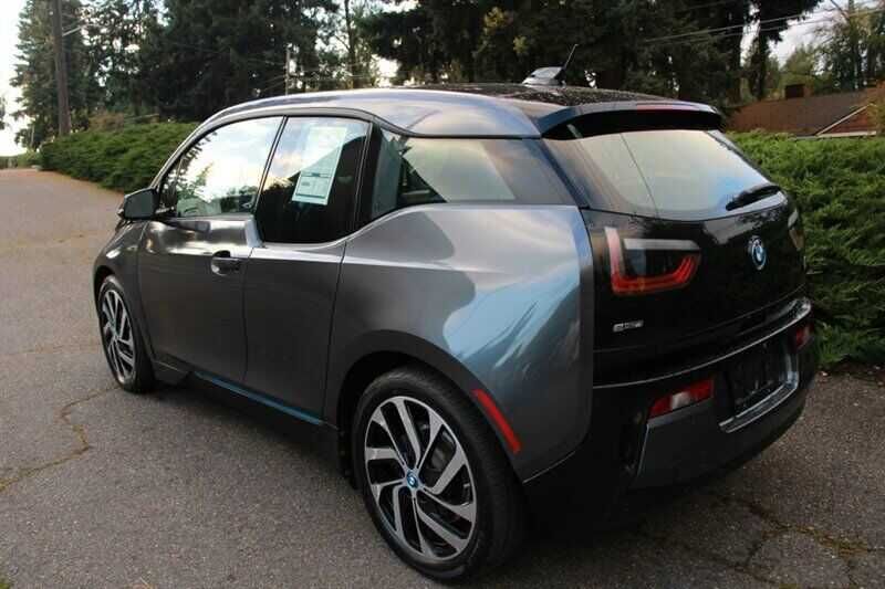 2017    BMW   i3