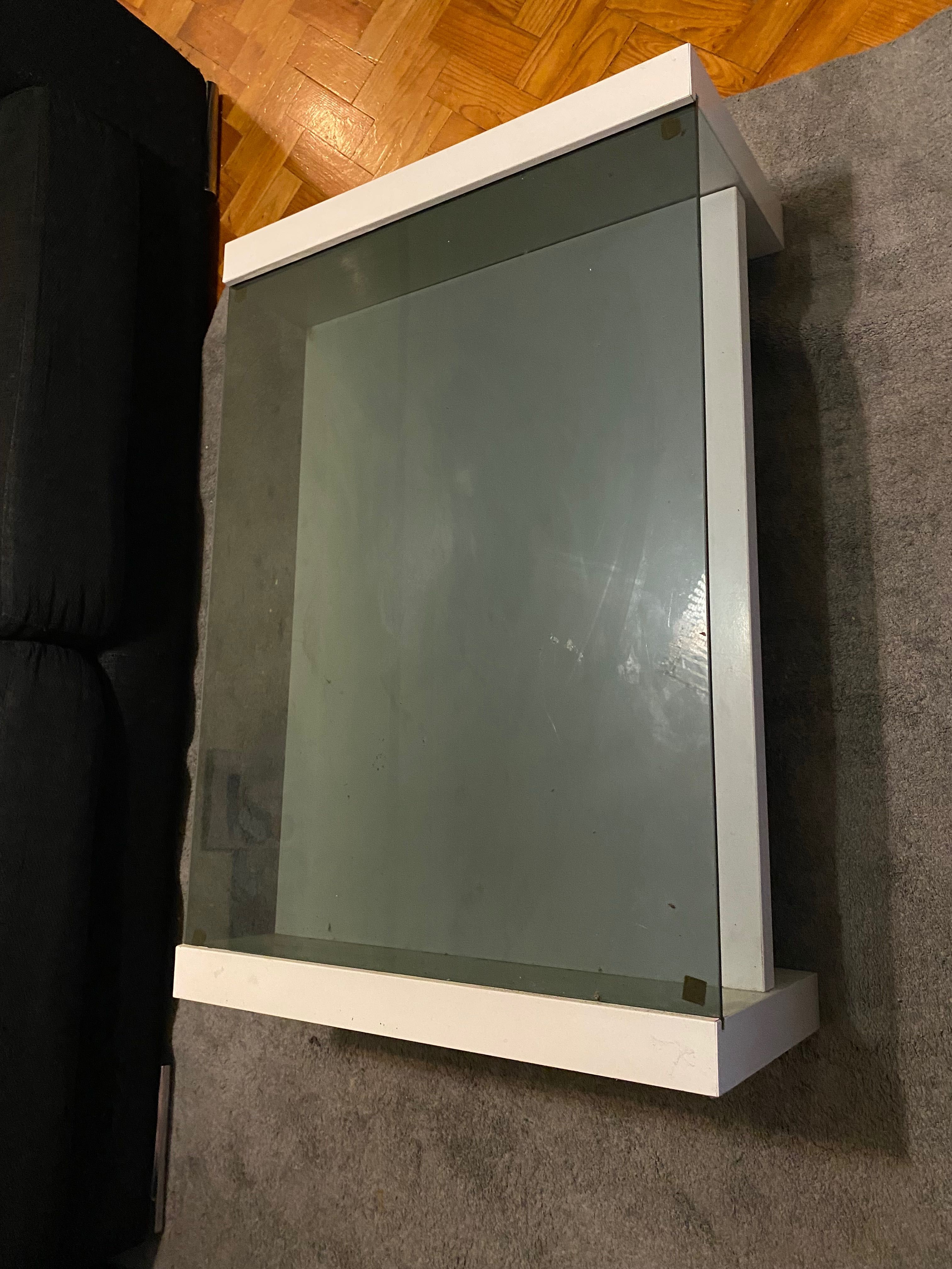 Mesa de vidro usada
