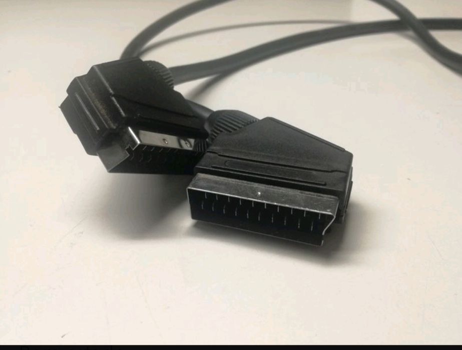 5 Cabos de TV e Computador