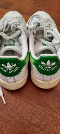 Sapatilhas Adidas tamanho 39