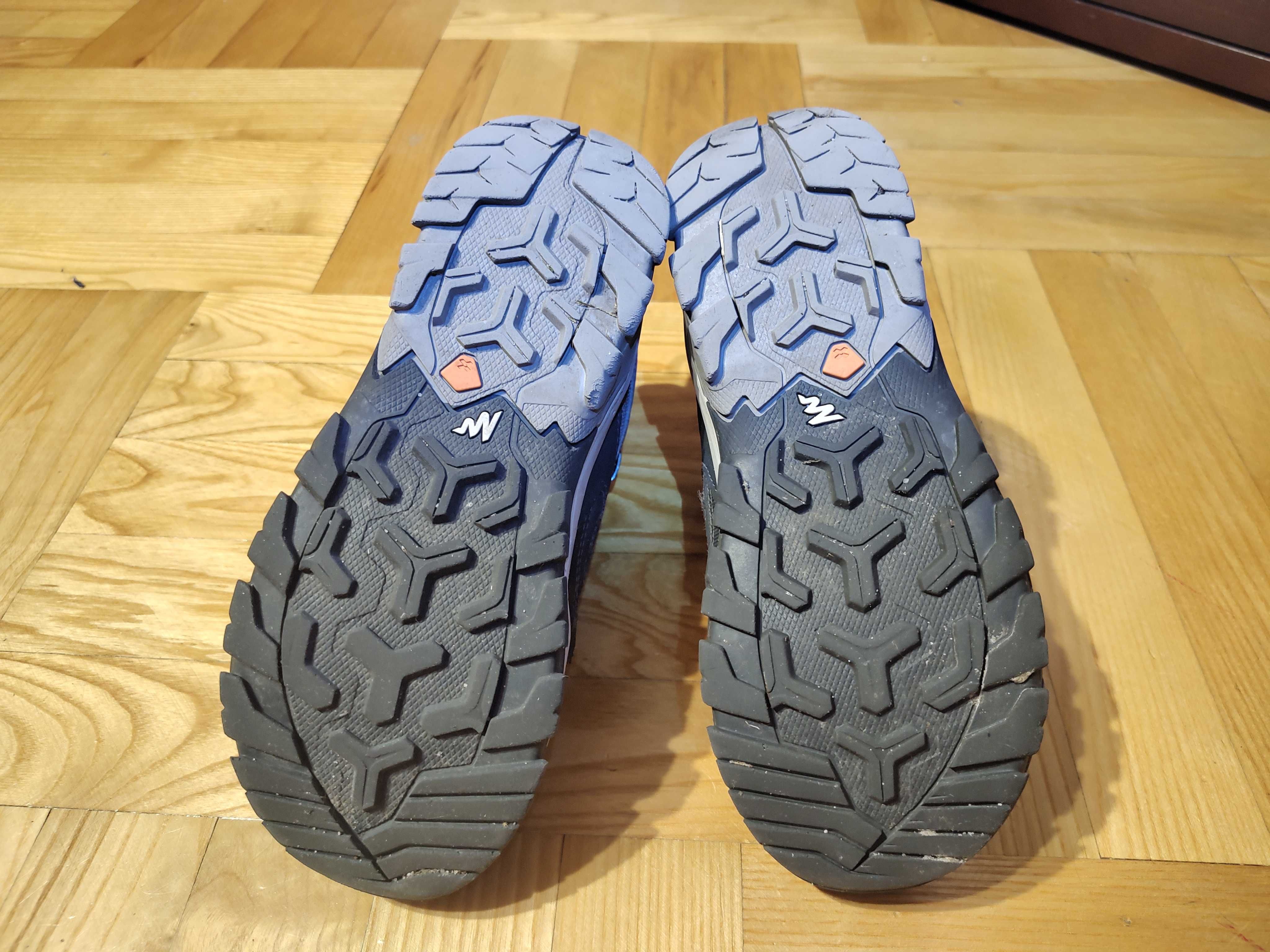 Buty turystyczne dla dzieci Quechua Crossrock Mid wodoodporne 37