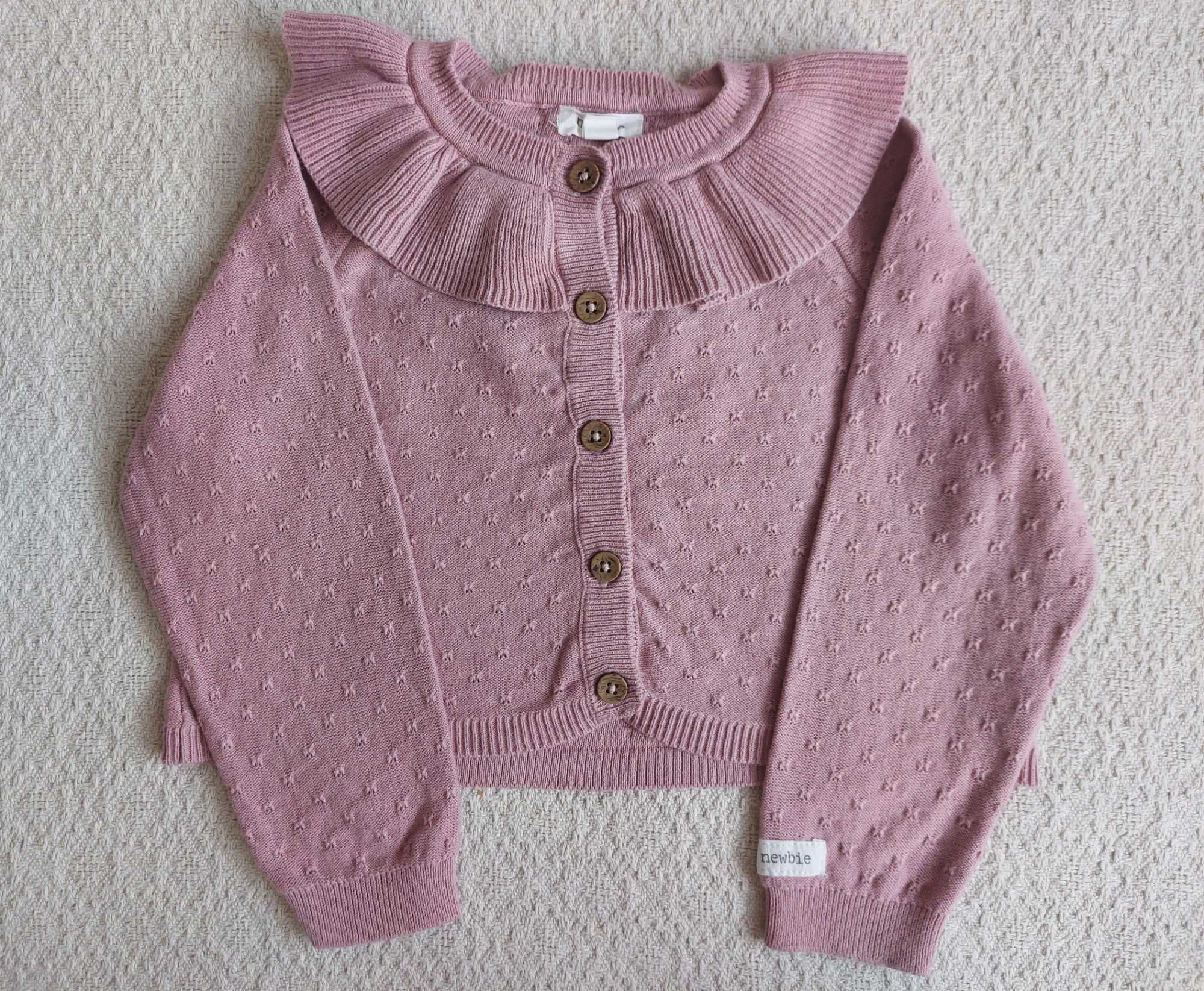 Newbie różowy sweterek z falbanką 92