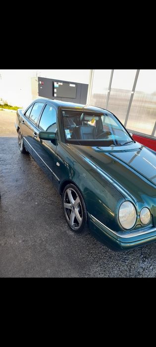 Mercedes E290 turbo