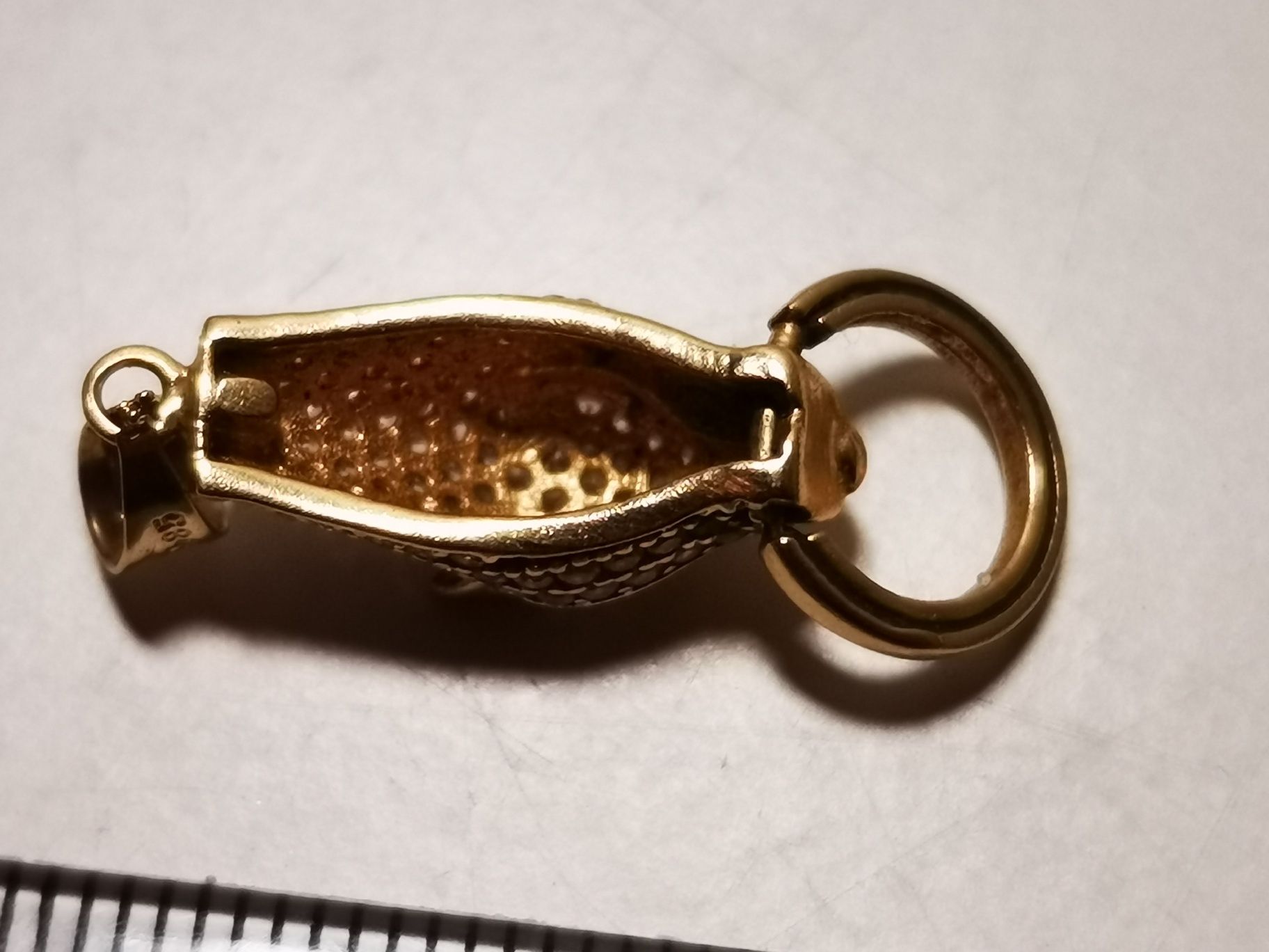piękna pantera, złoty wisiorek, kot, puma, zawieszka,  złoto 585