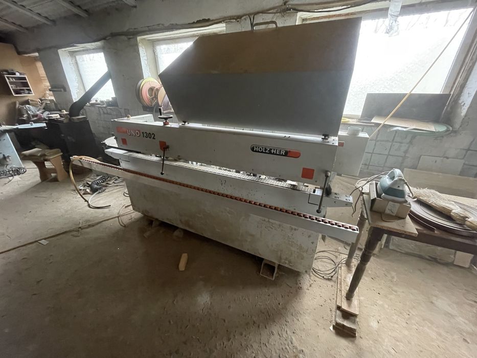 Станки для виробництва корпусних меблів