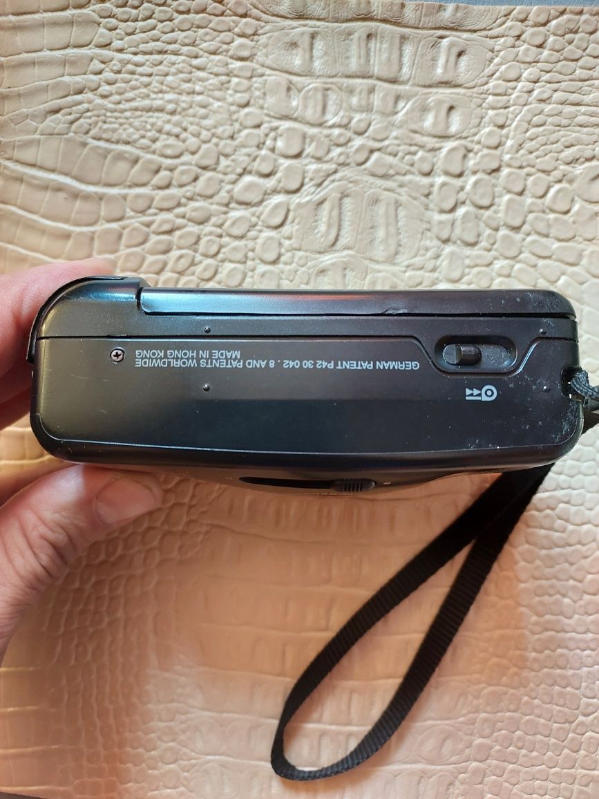 Винтажный плёночный фотоаппарат Polaroid c чехлом