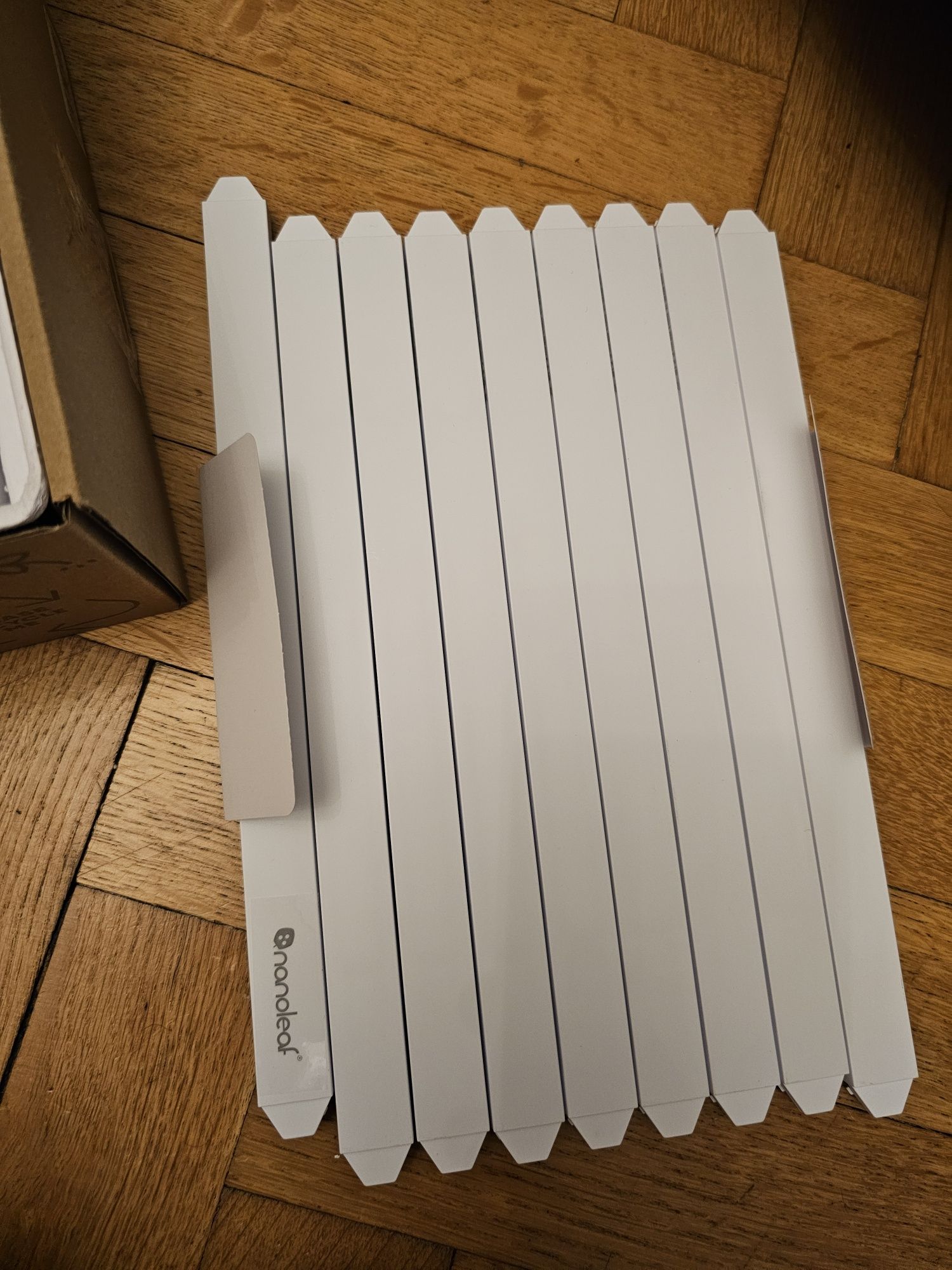 Nanoleaf Lines 9 Listw Świetlnych Starter Kit HomeKit 9szt 60 degrees