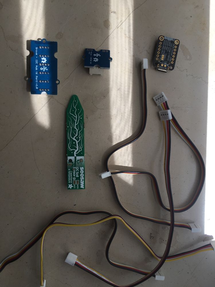 Grove AHT20, seesaw soil sensor, MCP2221A, I2C Hub zestaw arduino
