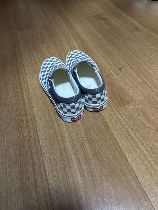 Tenis Vans aos quadrados