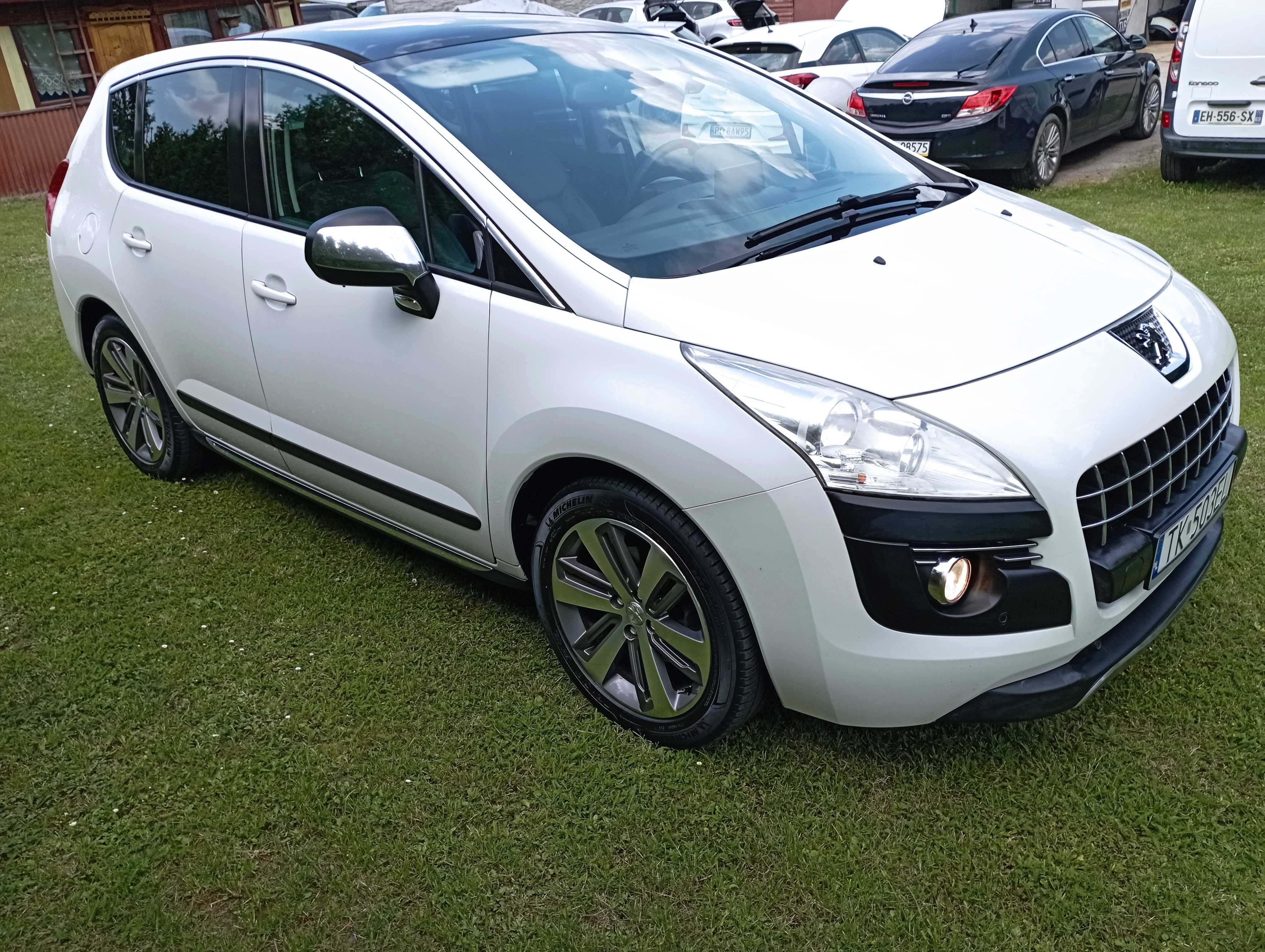 Peugeot 3008 2,0 hdi 150 km navi alu 18 skory 2pkl kol