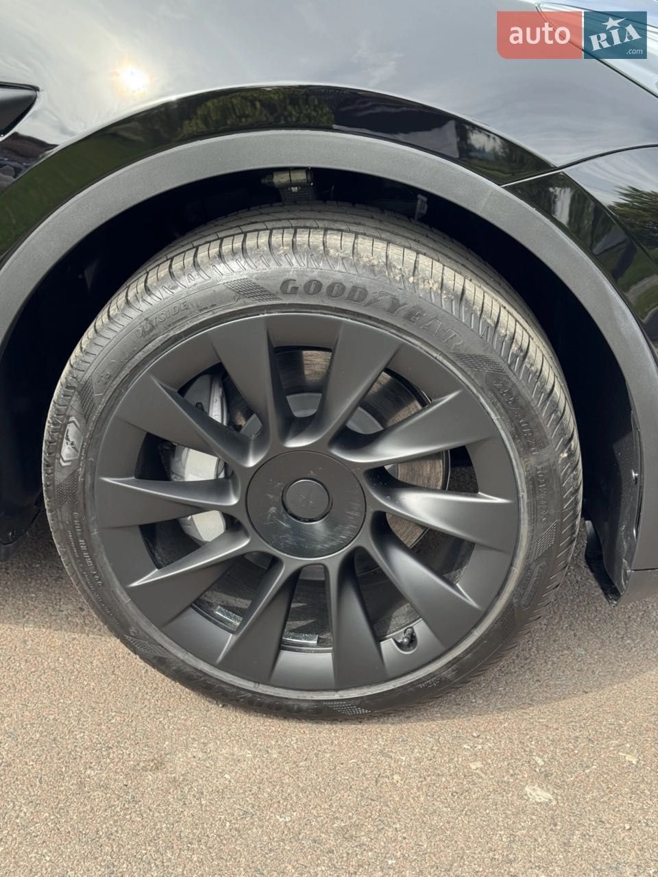 Tesla Model Y Standard Range RWD 2024 | MCU 4.0 | Автопілот | 8 000 км