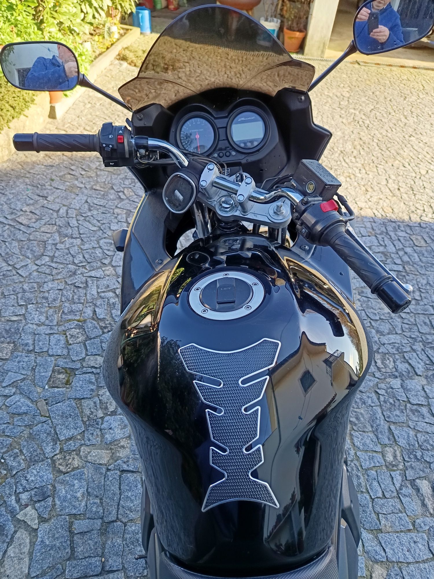 Suzuki Bandit S com 17000km