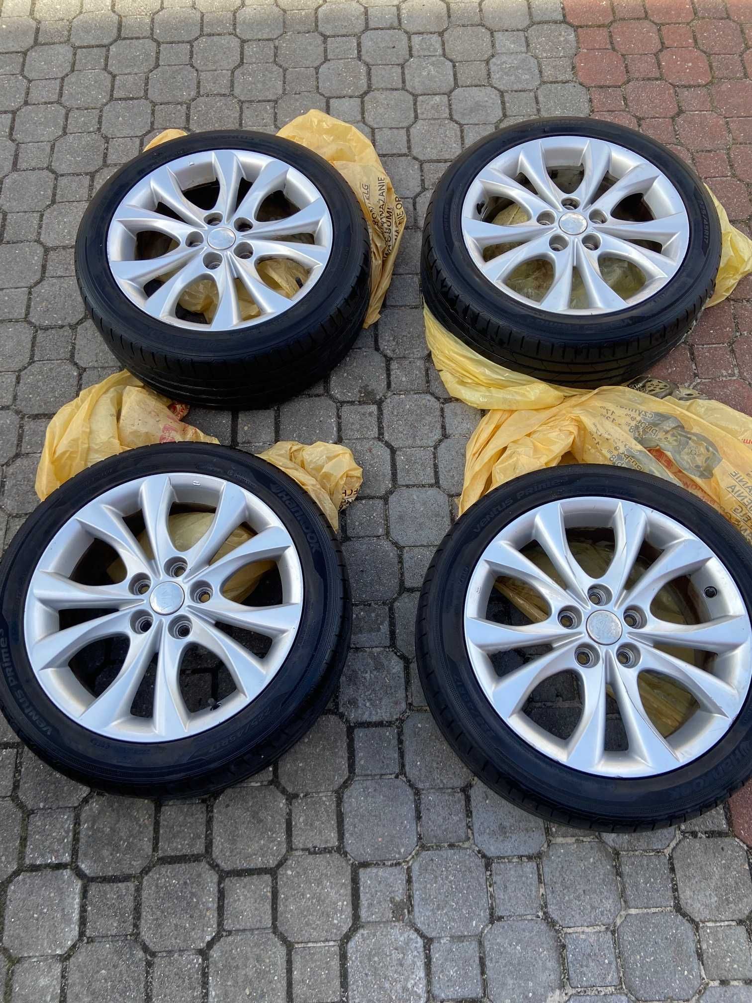 Felgi 17" KIA CEED  rozstaw 5x114.3 opony letnie HANKOOK