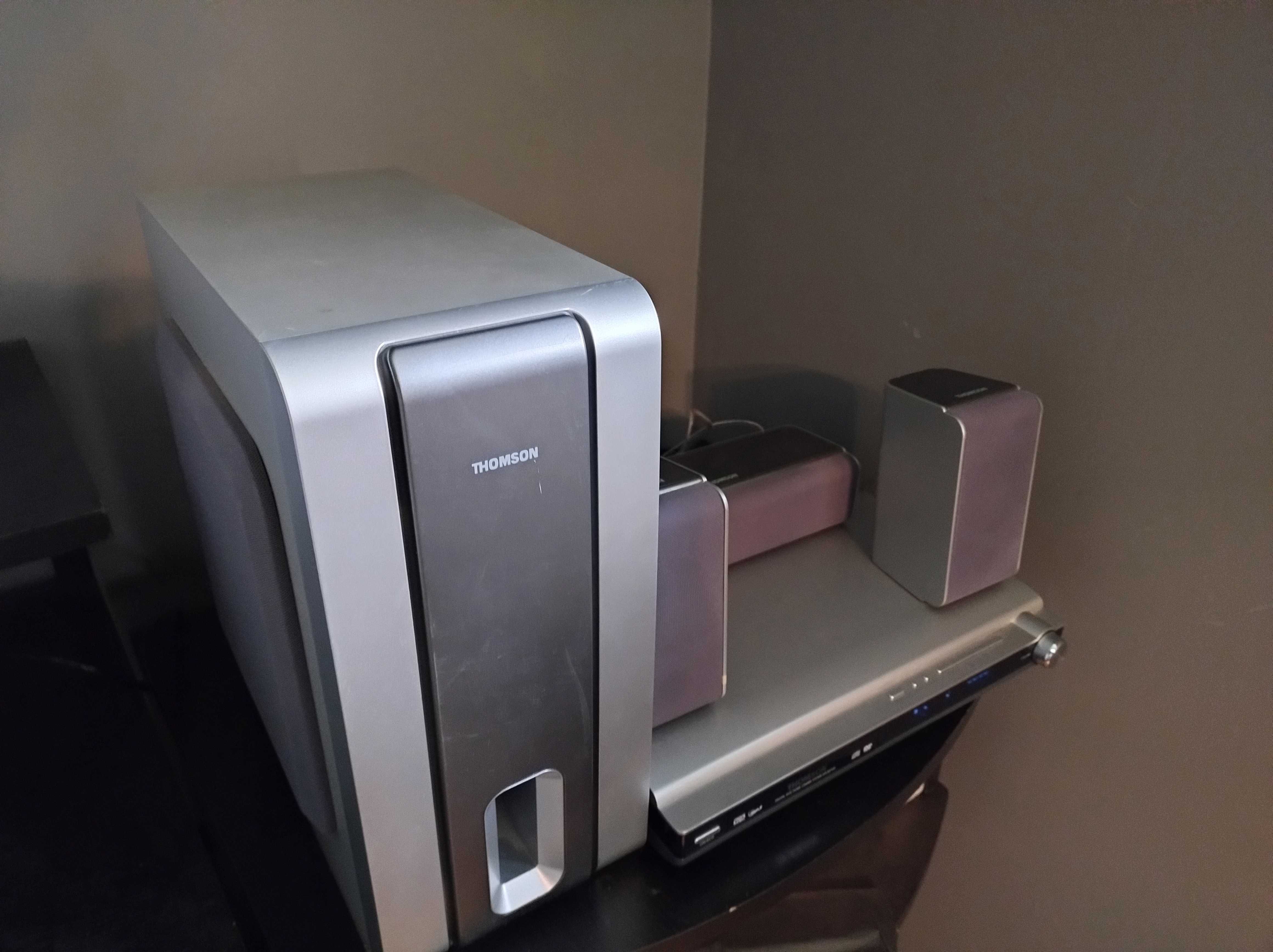 Kino domowe Thomson DPL907VD