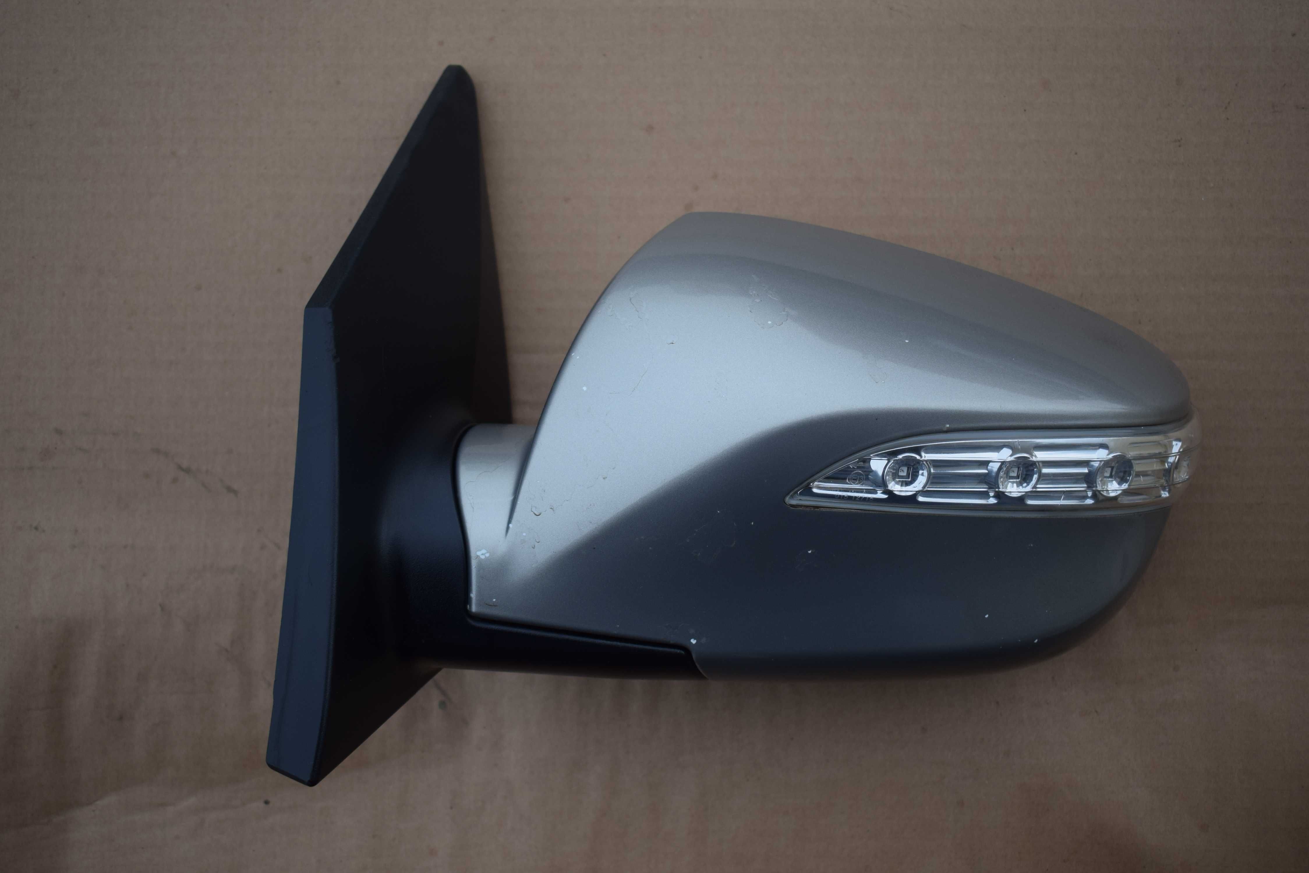 kompletne lusterko lewe HYUNDAI IX35 13R.8 PIN.KOLOR A3.europa