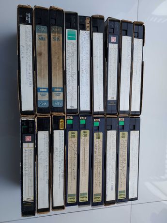 Kasety VHS 18 sztuk.