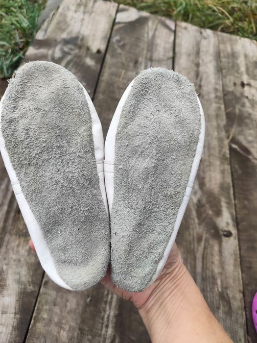 Чешки белые, длина 18 см.